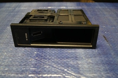 Scirocco модуль интерфейс volkswagen оригинальный номер 5n0035342b фото №1