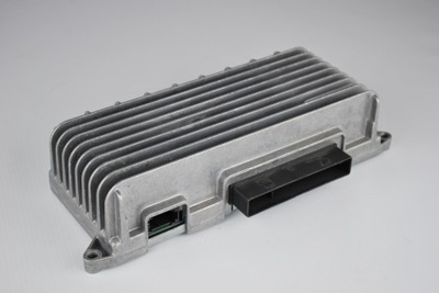 Усилитель audi a4 a5 8t0035223q фото №1