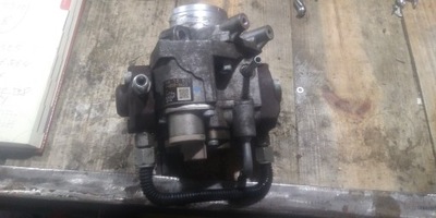 Насос упорскування mazda 6 2.2 d r2aa13800 фото №1