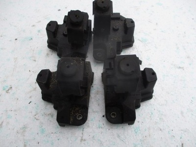 Кронштейн лампи renault scenic 3 фото №1