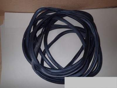 Dw vw up уплотнители дверь крышки 1s6827705e фото №1