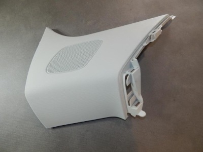 Audi q3 8u захист стійка права 8u0867246 фото №1