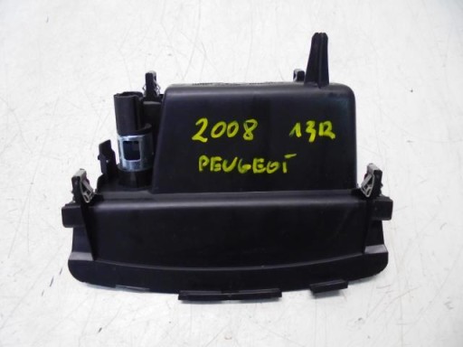 GNIAZDO ZAPALNICZKI PEUGEOT 2008