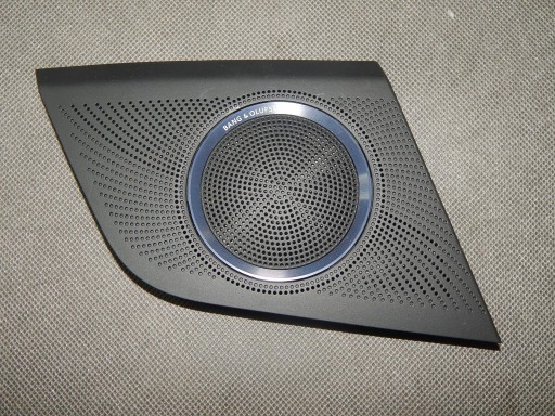 КОМПЛЕКТ AUDI RS5 8T BANG&OLUFSEN 8F1035223A