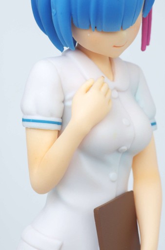 АНИМЕ ФИГУРА Re Zero Rem Nurse White SEGA