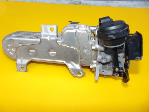 Охладитель выхлопных газов EGR 1.9TDI 105км 038131512AD