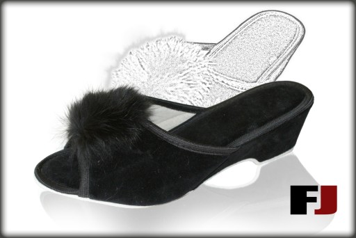 Cans Pompon Women's Slippers Высокий клин