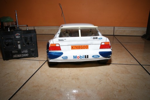 KYOSHO FORD ESCORT RS, отличная модель, ременный привод!