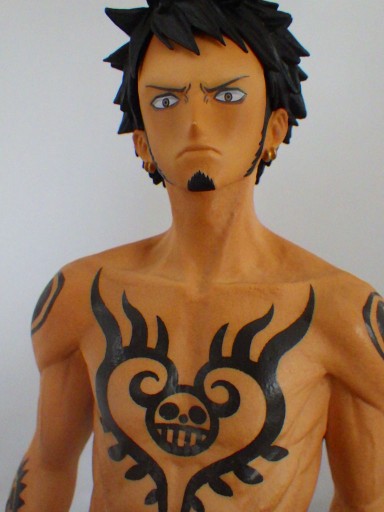 FIGURKA ANIME ONE PIECE Trafalgar Law KING OF ART