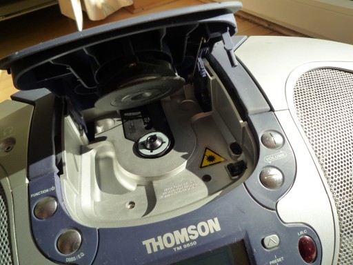 THOMSON TM 9850 MP3-РАДИОПЛЕЕР БОЛЬШОЙ БУМБОКС