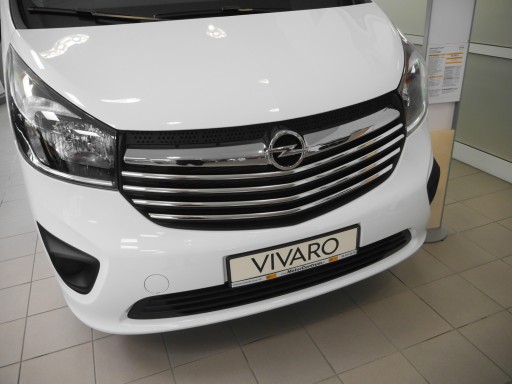 Накладки на решетку радиатора Opel Vivaro 2014+