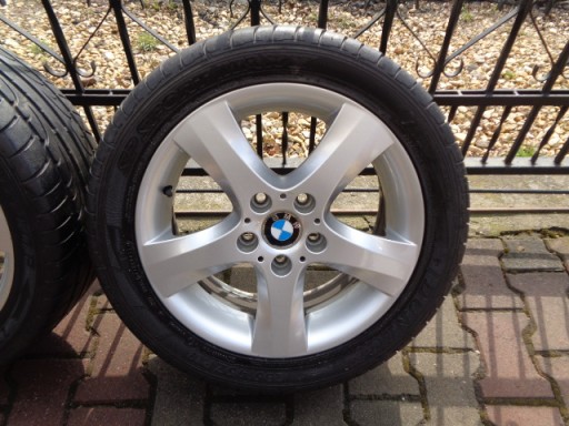 BMW 1.3 КРАСИВЫЙ ОРИГИНАЛЬНЫЙ СПЛАВ 17 235/45 zR17 94 Y