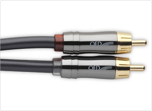 Соединительный кабель QED QE6100 2x RCA (тюльпан) - 2x RCA (тюльпан) 0,6 м