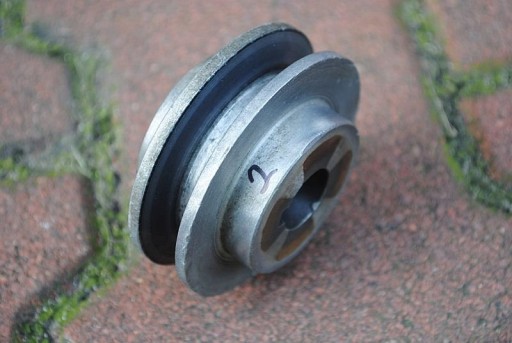 Koło pasowe 76mm., na pasek 13mm., otwór 19mm..
