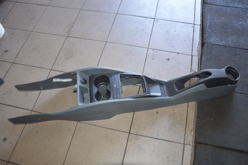 Seat Ibiza 6J Tunel Środkowy