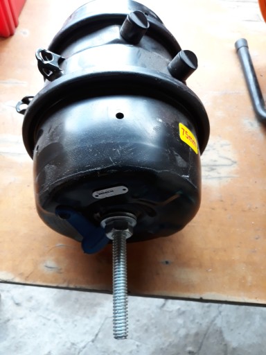 Siłownik hamulca wabco 925 376 100 0
