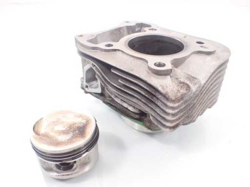 Циліндр поршень Piaggio сфера Vespa Шкіпер 125