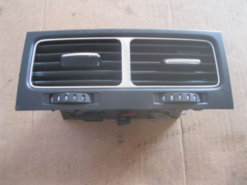 air vent for dashboard VW Touareg 7P0 centralny