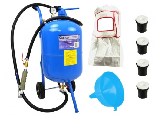 МОБІЛЬНИЙ СИФОН ПІСКОСТРУЙНИЙ АПАРАТ 38 Л МАСКА 4 НАСАДКИ GEKO