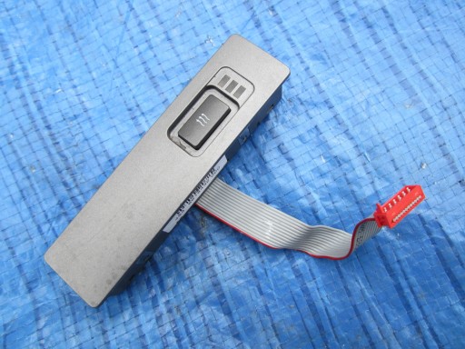 button rear seat right BMW E65 E66 LIFT 6918432