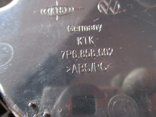 RAHMEN HALTER FÜR KUBKI 7P6858602 VW TOUAREG 7P