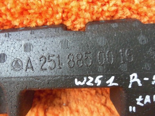 W251 Mercedes Dobra pianka absorber předek nárazníku Polystirén OM A2518850016