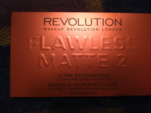 Makeup Revolution Flawless Matte 2