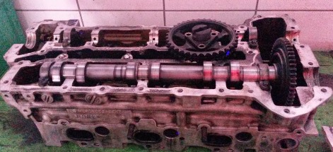 MERCEDES SPRINTER 319 3,O CDI CYLINDER HEAD R photo 1 - milautoparts-fr.ukrlive.com