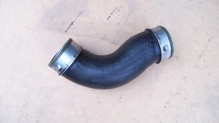 VW SKODA AUDI JUNCTION PIPE TURBO INTERCOOLER 1K0145838D photo 2 - milautoparts-fr.ukrlive.com