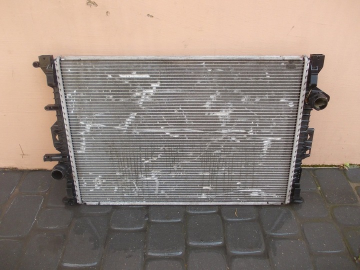 FORD FOCUS MK3 3 RADIATEUR EAUX 1.6 7G918005BD photo 1 - milautoparts-fr.ukrlive.com