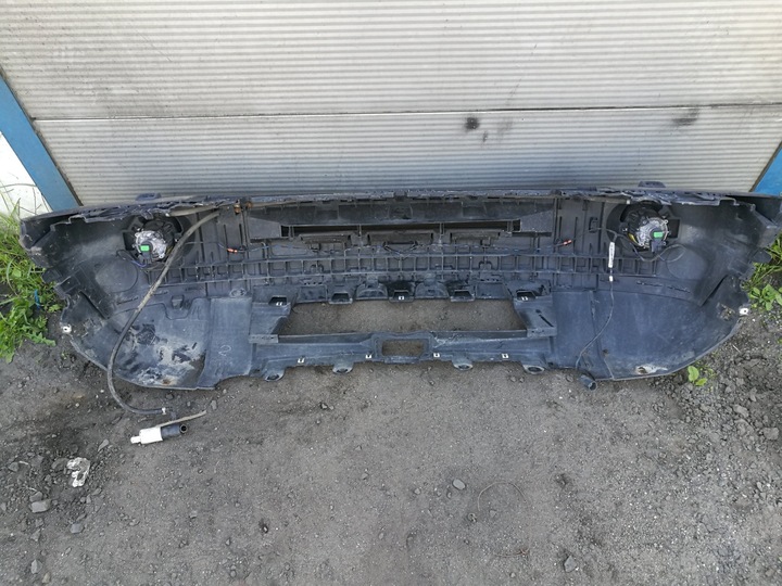 LAND ROVER DISCOVERY III LRC 796 BUMPER FRONT photo 2 - milautoparts-fr.ukrlive.com