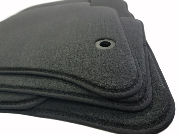 TAPIS DE VELOURS FIXATION EN AU COMPLET AMB TAPIS photo 1 - milautoparts-fr.ukrlive.com