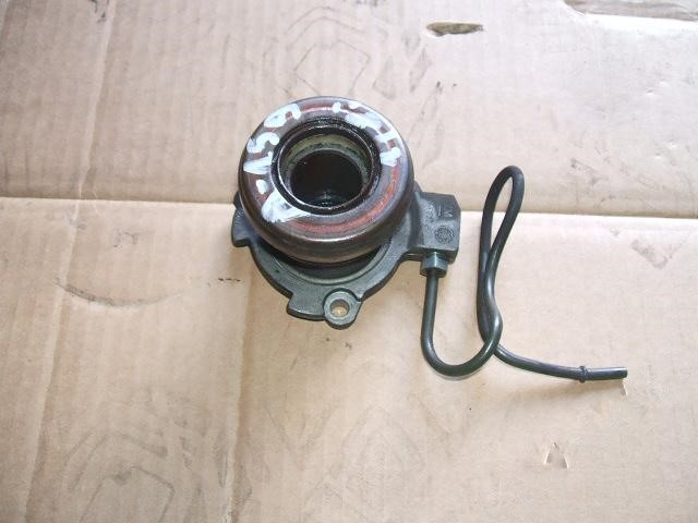 ALFA ROMEO 159 BRERA 1.8 PETROL BEARING SUPPORT photo 1 - milautoparts-fr.ukrlive.com