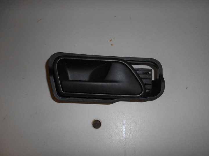 HANDLE DOOR RIGHT FRONT VW TOURAN 1T0837198A photo 1 - milautoparts-fr.ukrlive.com