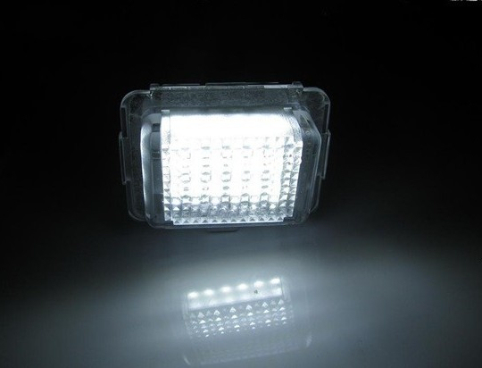 EINPARTS AMPOULES TABLEAUX LED MERCEDES W204 W212 photo 5 - milautoparts-fr.ukrlive.com