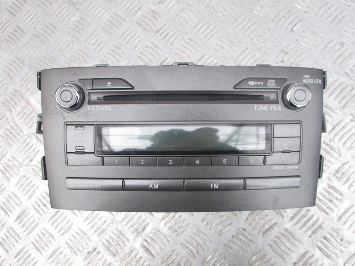 RADIO CD TOYOTA AURIS 07R photo 1 - milautoparts-fr.ukrlive.com