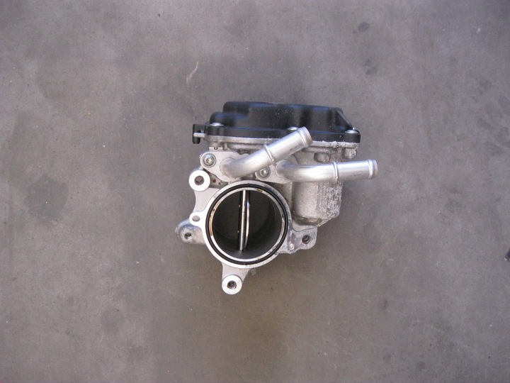Audi q3 8u 2, 0tdi дроссельная заслонка 04l128063r, Цена