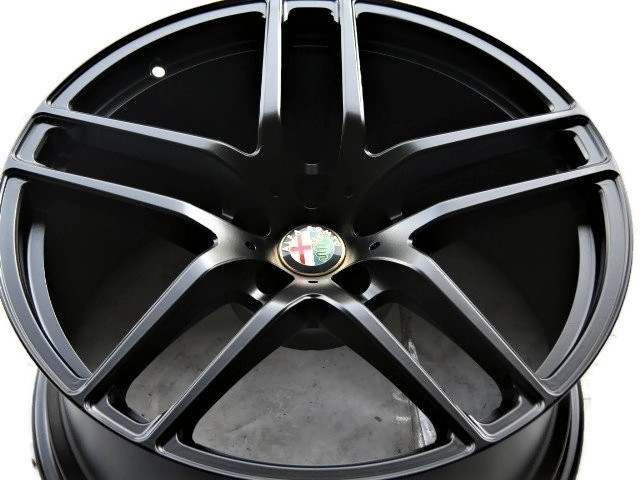 Оригінал alfa romeo 8c 20 238206 65x15147 pn. 51, Ціна