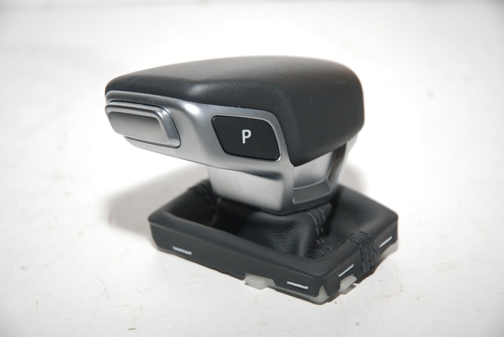 Audi a4 b9 ручка переключения передач 100103624, Цена