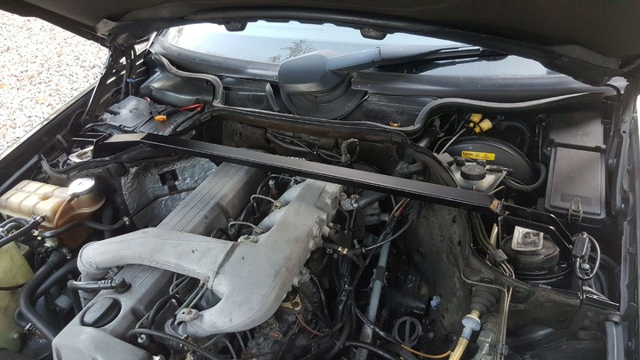 Staffa розпірка перед передня mercedes в 124, Ціна