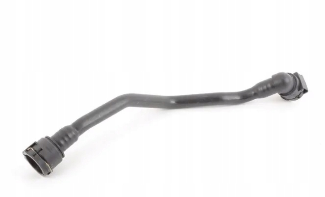 Патрубок трубка системи охолодження mercedes w176 нова деталь a2465010058, Ціна