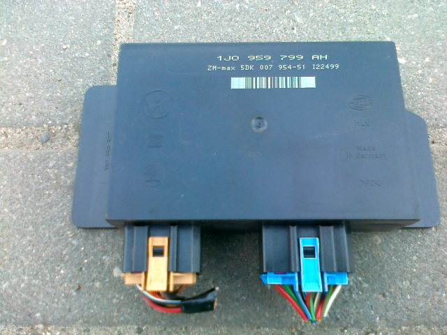 фото №1, Vw passat b5 golf iv модуль комфорту 1j0959799ah