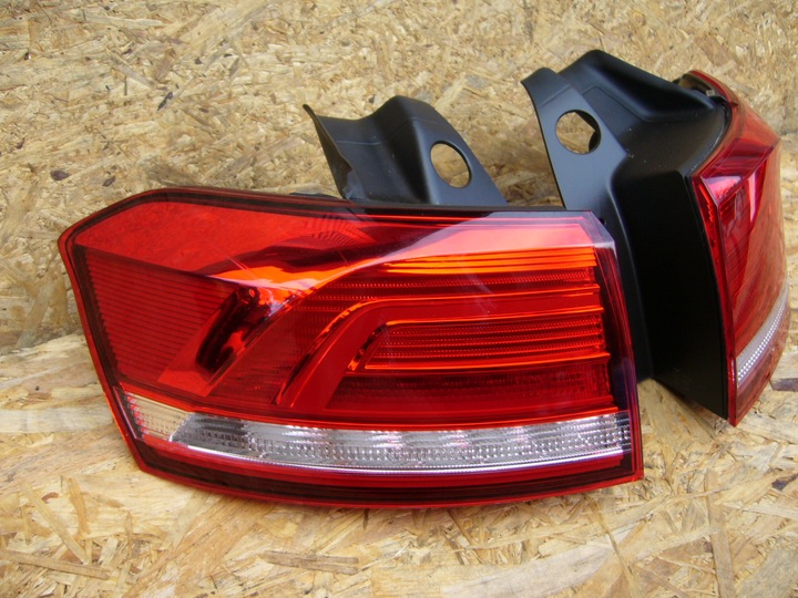 фото №1, Vw passat b8 лампа задняя левая 3g9 combi