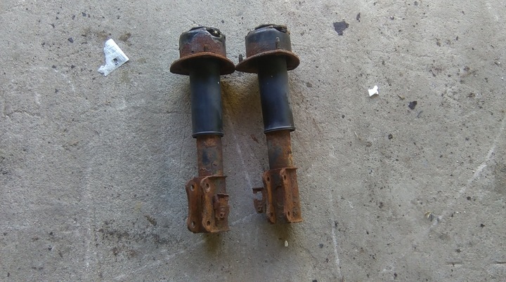 фото №1, Suzuki grand vitara 98- 2.0 td амортизатор переднее