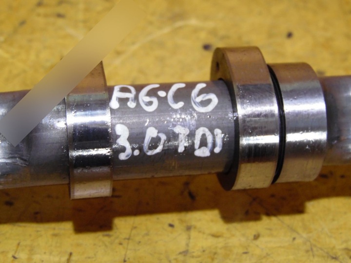 фото №11, Вал головки праві всмоктуючий a6 c6 fl 3.0tdi 059101cq