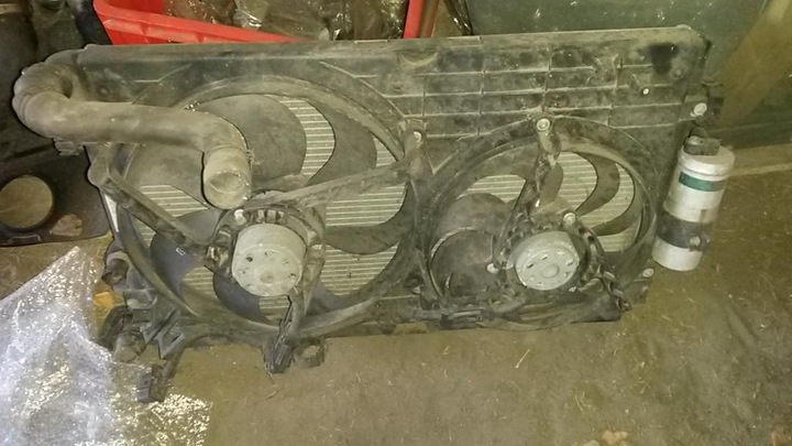 фото №1, Audi tt 8n0 1.8 комплект радіаторів води вентилятор