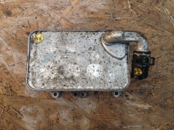 фото №1, Радиаторов масла audi a8 d4 059117021r