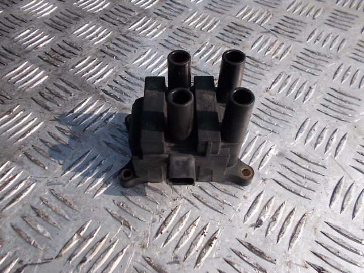 фото №1, Ford fiesta mk7 котушка запалювання 1.25 / 1.4 16v