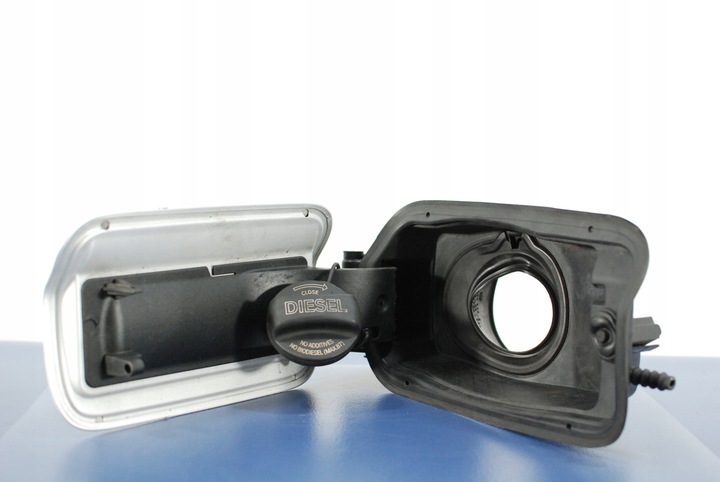 фото №5, Bmw f10 f11 кришка заливання пального титан срібло