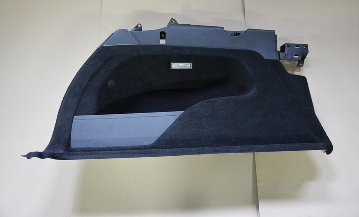 фото №1, 7p6867037 volkswagen touareg 7p боковина багажника